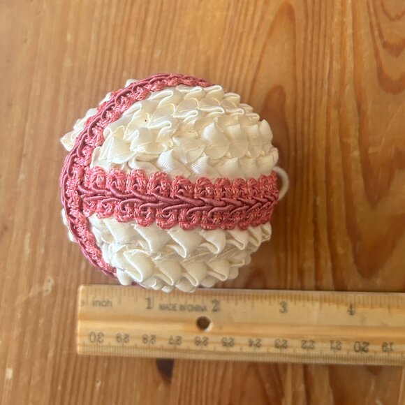 Vintage Set of 2 Handmade Pink Christmas Ornaments Needlepoint Floral Lace Push - Picture 5 of 6